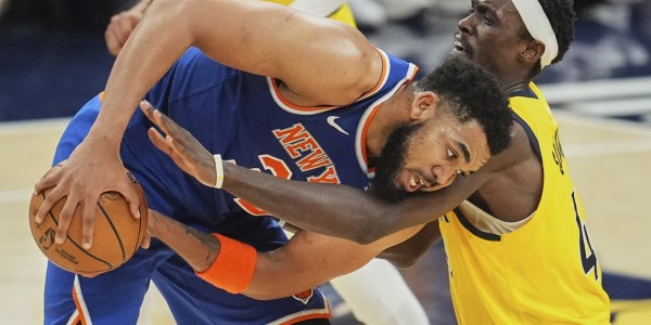 ?尼克斯今年季后赛两次单场得分120+但均输球，队史首次出现