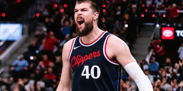 ewc电竞世界杯-快船逆转猛龙！4配角齐爆，哈登统治关键球，祖巴茨喜忧参半！