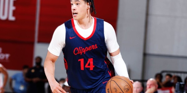 电竞世界杯-进攻端完全不能提供支持！快船内线新秀的成熟度看起来非常有限？