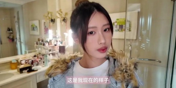 ewc电竞世界杯-冯小刚养女徐朵：在北京住500平豪宅，一双拖鞋999，还给徐帆甩脸