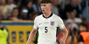 罗马诺：英超&amp;amp;意甲俱乐部已运作转会，克雷斯维尔可能离开图卢兹