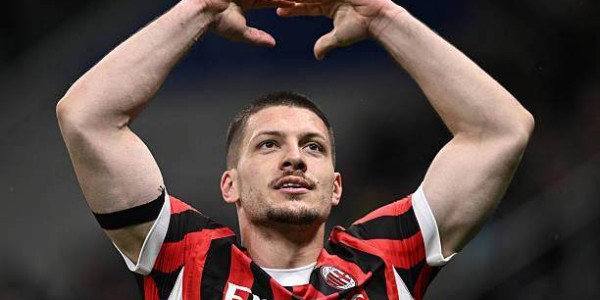 ewc电竞世界杯-【人物】约维奇：从被遗忘的到德比主角